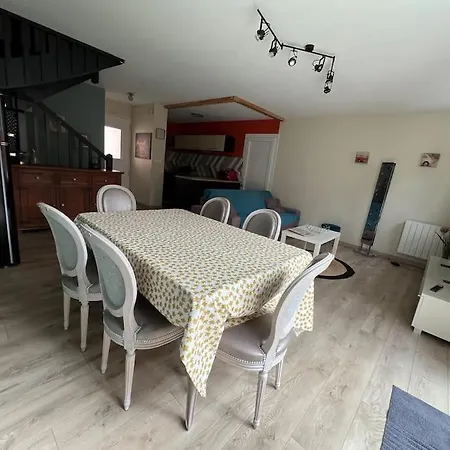 Apartment Jolie Maison Paisible *
